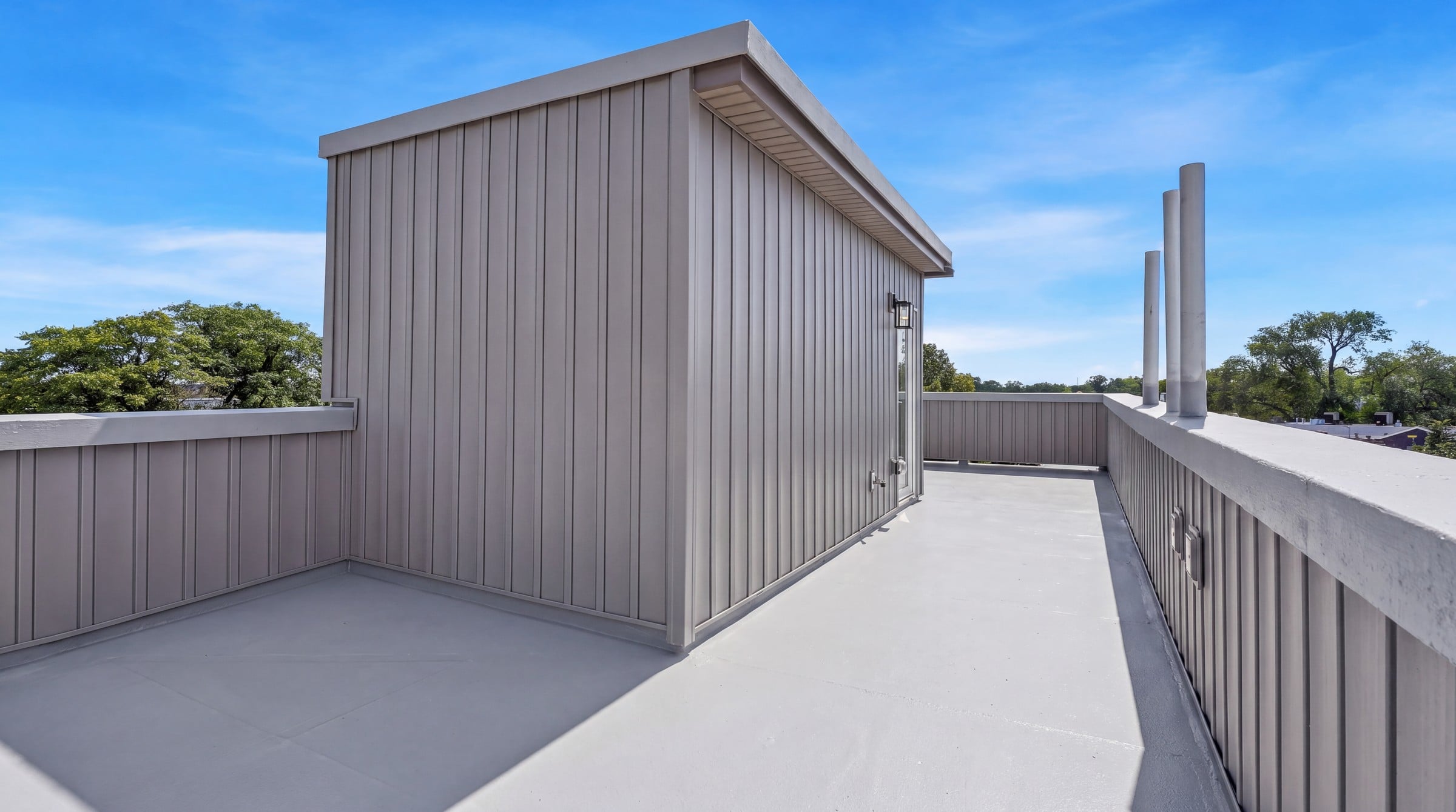 Roof deck